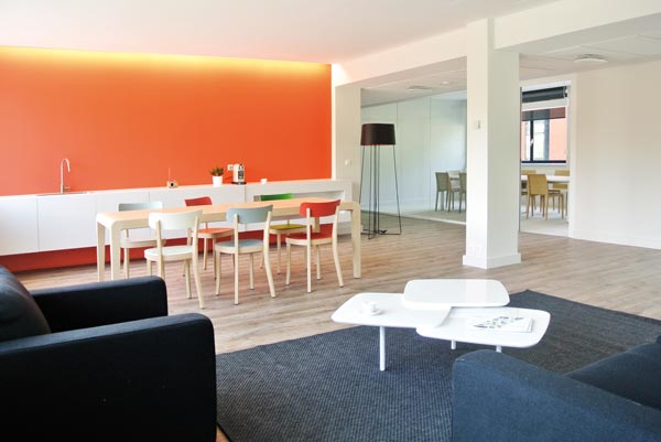 Numero111_Amenagement-des-bureaux-Metrotech2012